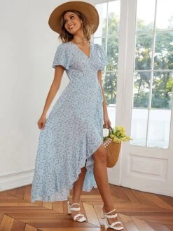 Kleid In Hellblau/ Weiß -Mode Damen pretty summer kleid in hellblau weiss 2